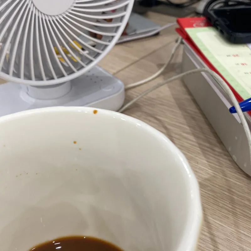 Ueuhejeheejjejeieeieiee 4027