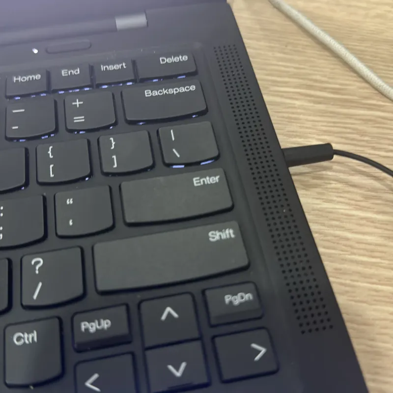 Teét 162728338 3905