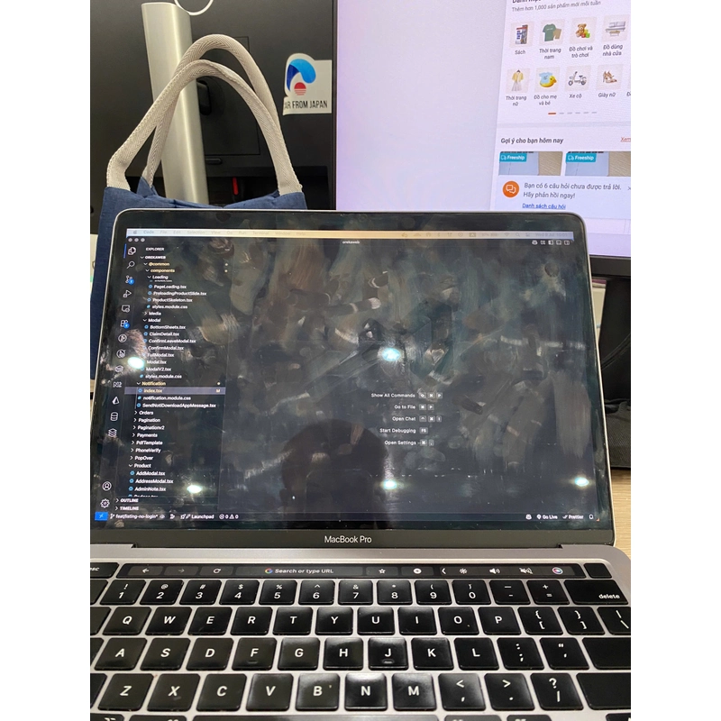 MacBook Pro 13 inch, 256GB SSD, touch bar, mới 3531