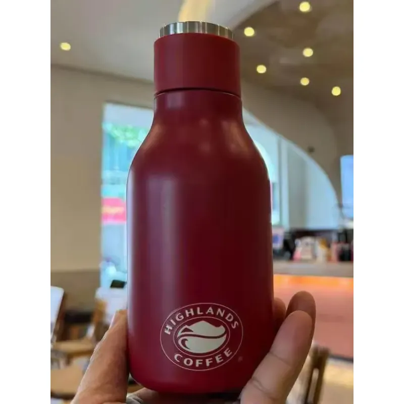 Chai đựng nước Highland Coffee thép không gỉ màu đỏ trắng 3876